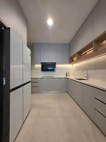 Kondominium untuk Dijual di Canning Residences - Jay Law - Kitchen - PropertyGuru.com.my