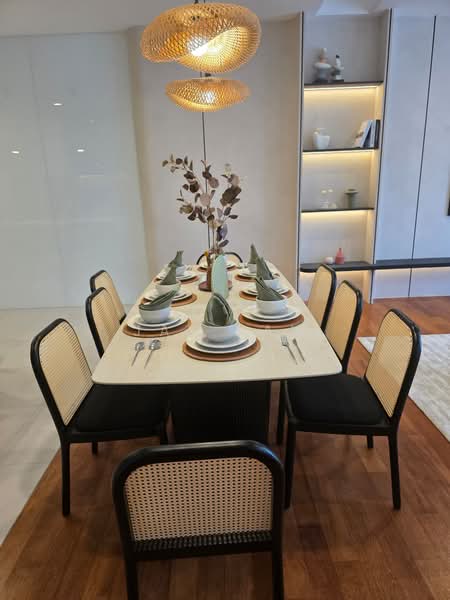 Kondominium untuk Dijual di Canning Residences - Jay Law - Dining Room - PropertyGuru.com.my