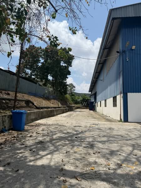 Kilang untuk Dijual di Kampung Seelong Jaya (Senai) - Kelly Wai - Exterior - PropertyGuru.com.my