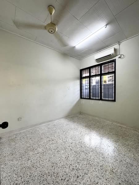 Rumah Teres 1 Tingkat untuk Dijual di Taman Daya (Johor Bahru) - Kexin Hua - PropertyGuru.com.my