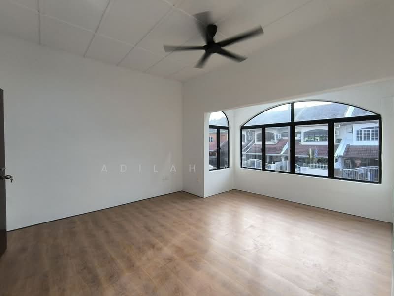 2-storey Terraced House for Sale in Bandar Sungai Long (Selangor) - Adilah Adib - Living Room - PropertyGuru.com.my