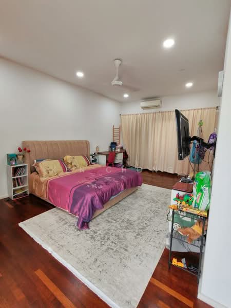 3-storey Terraced House for Sale in Tamansari (Rawang) - Ken Chong - Bedroom - PropertyGuru.com.my