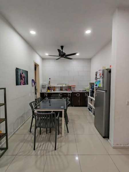 3-storey Terraced House for Sale in Tamansari (Rawang) - Ken Chong - Kitchen - PropertyGuru.com.my