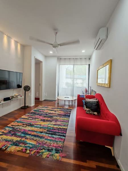 3-storey Terraced House for Sale in Tamansari (Rawang) - Ken Chong - Living Room - PropertyGuru.com.my