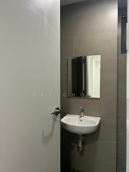 Servis Apartment untuk Disewa di Akasa - Sky Choo - Bathroom - PropertyGuru.com.my