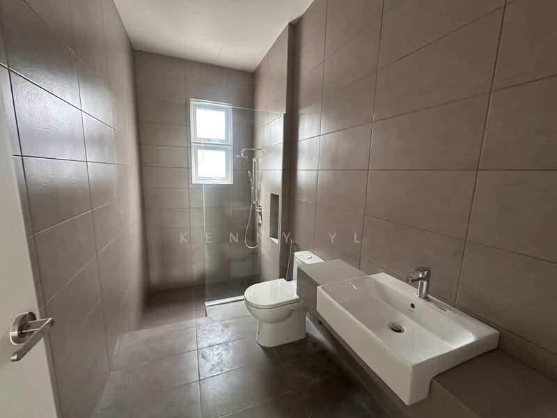 Rumah Teres 3 Tingkat untuk Dijual di KL City Centre (Kuala Lumpur) - Kenny YL - Bathroom - PropertyGuru.com.my