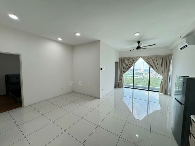 Servis Apartment untuk Disewa di The Glenz @ Glenmarie - Wei Kit - Living Room - PropertyGuru.com.my