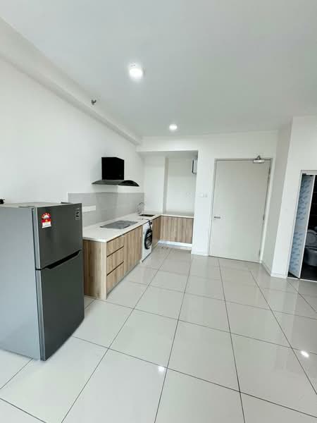 Servis Apartment untuk Disewa di The Glenz @ Glenmarie - Wei Kit - Kitchen - PropertyGuru.com.my