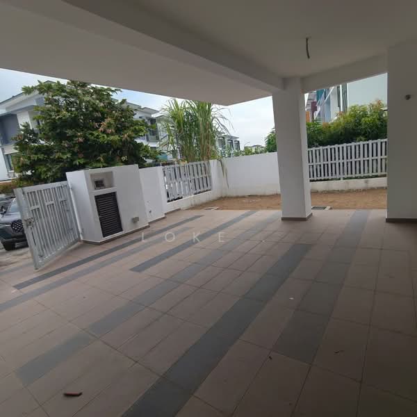 Rumah Teres 3 Tingkat untuk Dijual di Setia Utama (Setia Alam) - Loke . - Exterior - PropertyGuru.com.my