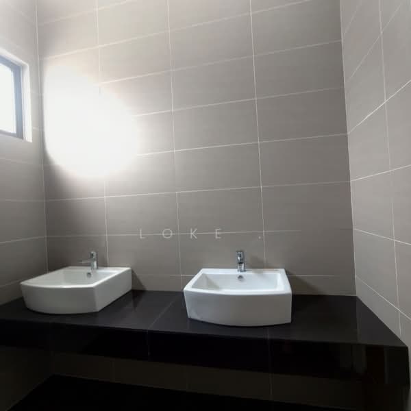 Rumah Teres 3 Tingkat untuk Dijual di Setia Utama (Setia Alam) - Loke . - PropertyGuru.com.my