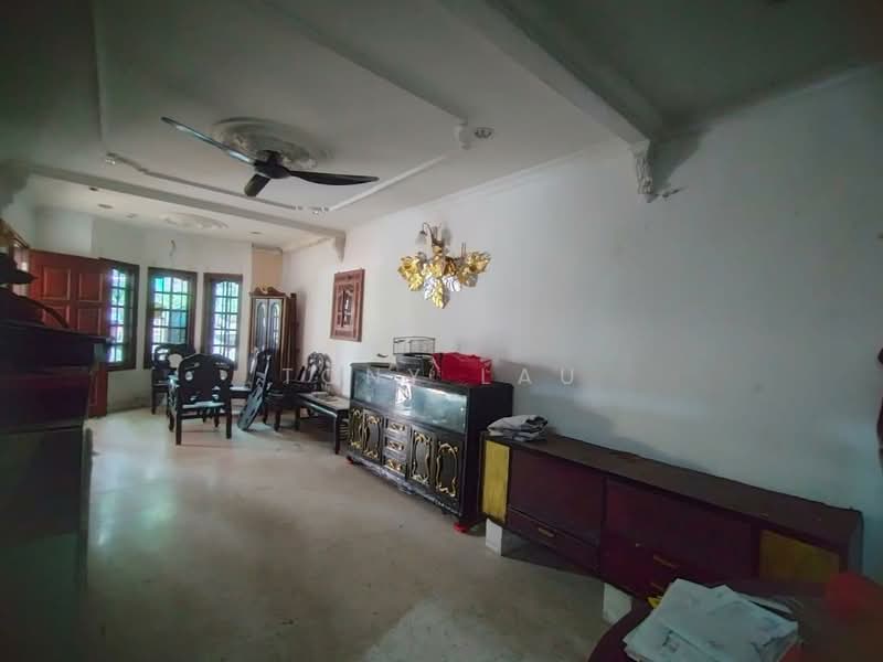 2-storey Terraced House for Sale in SS5 (Petaling Jaya) - Tony Lau - Living Room - PropertyGuru.com.my