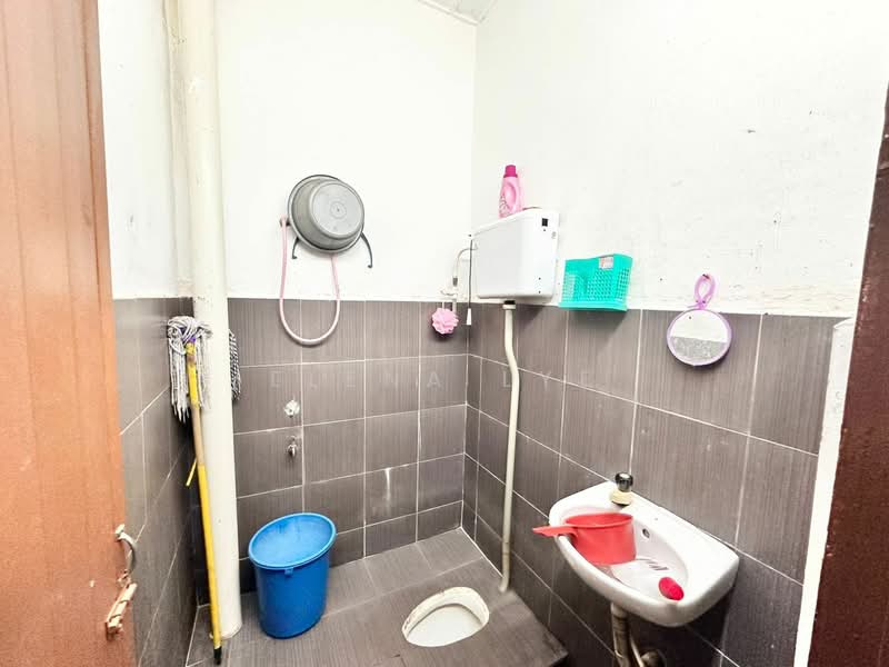 Rumah Teres 1 Tingkat untuk Dijual di Taman Universiti (Skudai) - Elena Lye - PropertyGuru.com.my