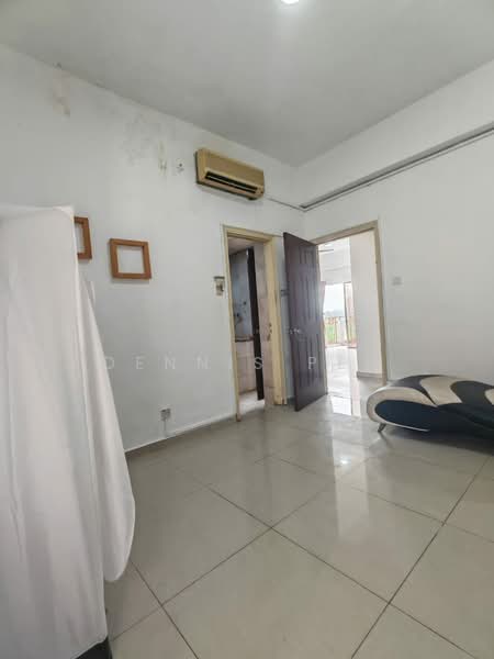 Condominium for Rent at Pelita Indah - Dennis Peh - Living Room - PropertyGuru.com.my