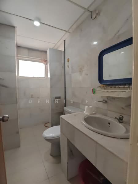 Condominium for Rent at Pelita Indah - Dennis Peh - Bathroom - PropertyGuru.com.my