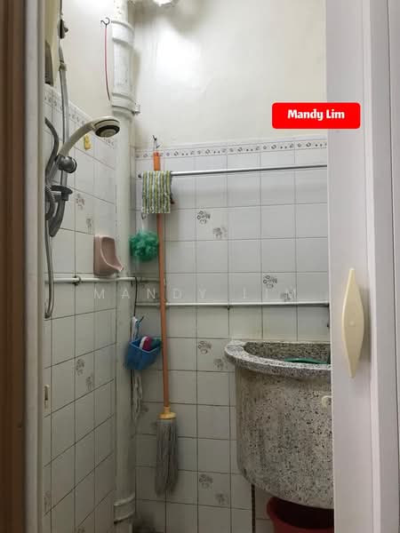 Flat for Sale at Gat Lebuh Macallum - Mandy Lim - PropertyGuru.com.my