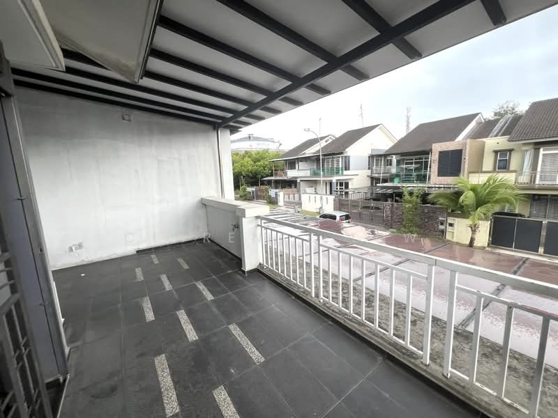 Cluster House for Sale in Skudai (Johor) - Clarence Low - Balcony - PropertyGuru.com.my