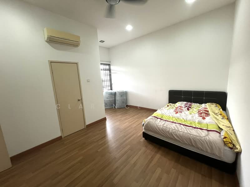 Cluster House for Sale in Skudai (Johor) - Clarence Low - Bedroom - PropertyGuru.com.my