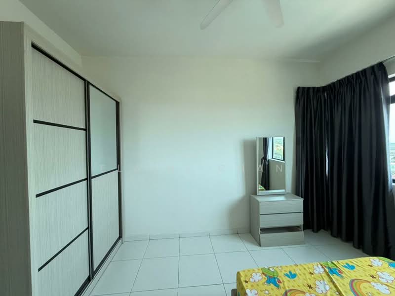 Service Residence for Sale at Sky Oasis Residence (Pangsapuri Oasis 1) - Elaine Chan - Bedroom - PropertyGuru.com.my