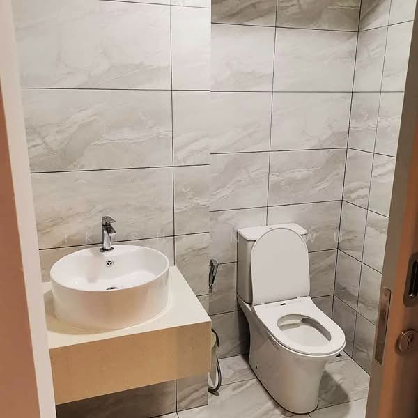 Servis Apartment untuk Disewa di Arte Cheras - Ik Shian Swu - Bathroom - PropertyGuru.com.my