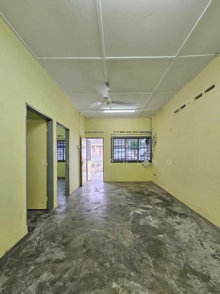 Rumah Teres 1 Tingkat untuk Dijual di Taman Johor Jaya (Johor Bahru) - Nico Chong - Interior - PropertyGuru.com.my