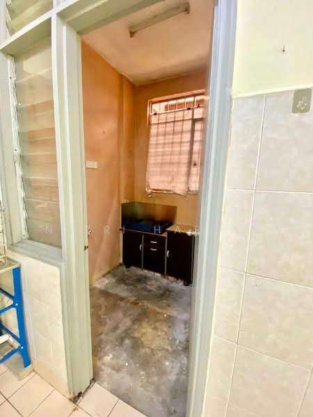 Apartment for Sale at Pangsapuri Delima - Nazri Hassan - PropertyGuru.com.my