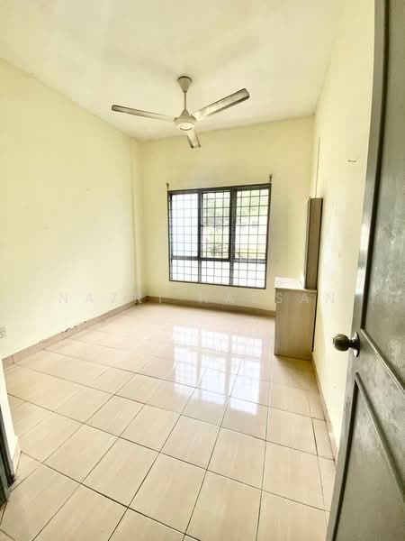 Apartment for Sale at Pangsapuri Delima - Nazri Hassan - PropertyGuru.com.my