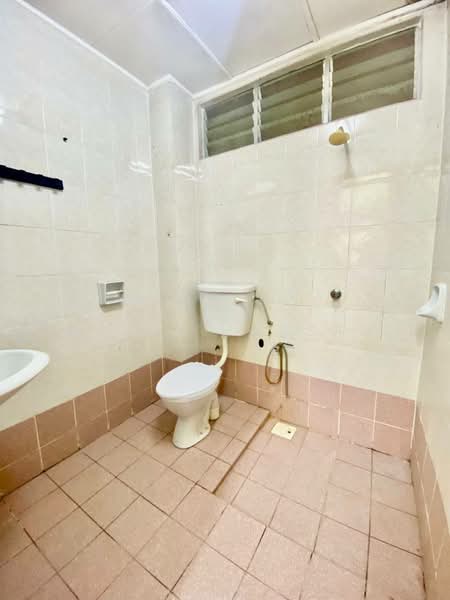 Apartment for Sale at Pangsapuri Delima - Nazri Hassan - PropertyGuru.com.my