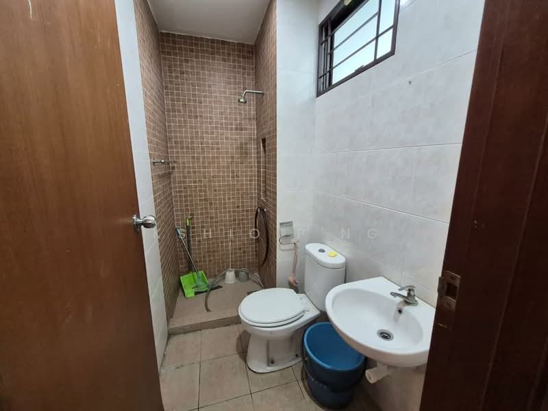 Rumah Teres 3 Tingkat untuk Dijual di Jelutong (Penang) - Kshio P'ng - Bathroom - PropertyGuru.com.my