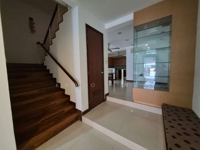 Rumah Teres 3 Tingkat untuk Dijual di Jelutong (Penang) - Kshio P'ng - Entrance - PropertyGuru.com.my