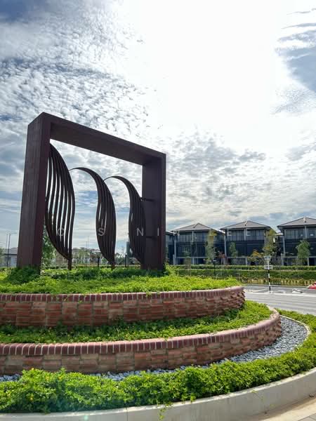 Rumah Teres 3 Tingkat untuk Dijual di Cyberjaya (Selangor) - Cassnin Lee - Exterior - PropertyGuru.com.my