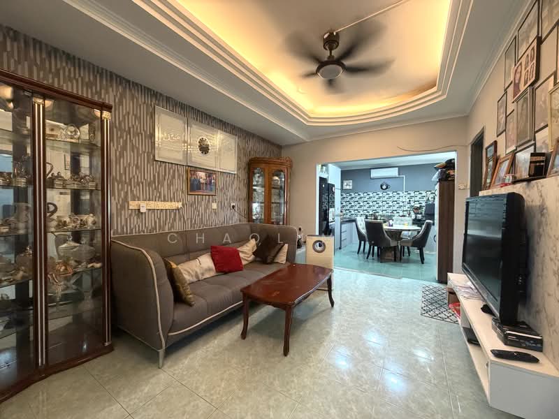 Rumah Teres 2 Tingkat untuk Dijual di Bandar Tun Hussein Onn (Cheras) - ChaoLim . - Living Room - PropertyGuru.com.my
