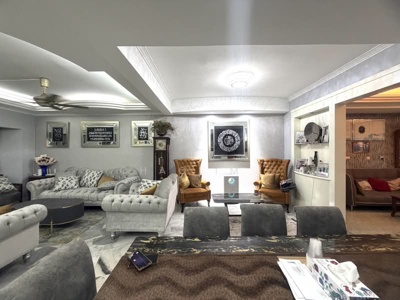 Rumah Teres 2 Tingkat untuk Dijual di Bandar Tun Hussein Onn (Cheras) - ChaoLim . - Living Room - PropertyGuru.com.my