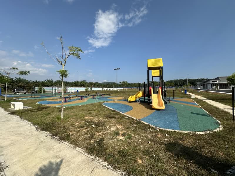 1-storey Terraced House for Sale in Kampung Jenderam Hilir (Dengkil) - DILLA YUSOFF - PropertyGuru.com.my