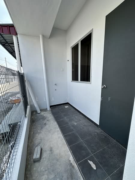 1-storey Terraced House for Sale in Kampung Jenderam Hilir (Dengkil) - DILLA YUSOFF - PropertyGuru.com.my
