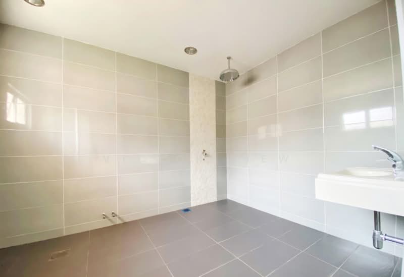 Bungalow for Sale in Sunway Damansara (Kota Damansara) - Victor Liew - Bathroom - PropertyGuru.com.my