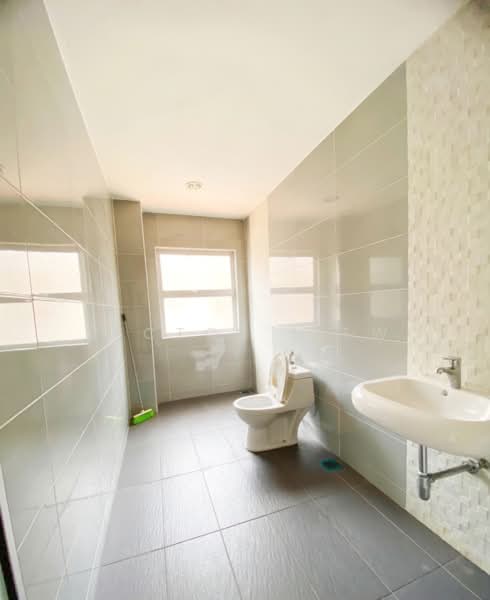Bungalow for Sale in Sunway Damansara (Kota Damansara) - Victor Liew - Bathroom - PropertyGuru.com.my
