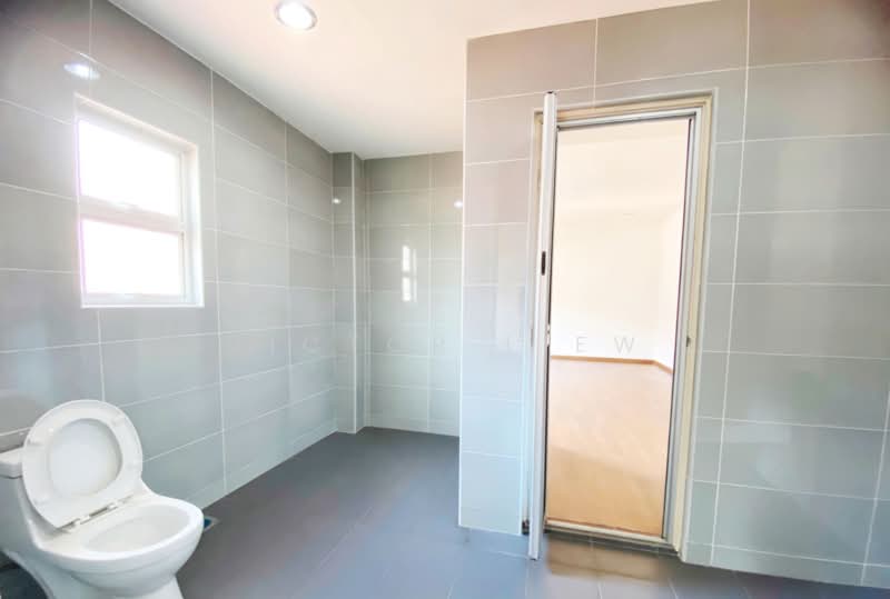Bungalow for Sale in Sunway Damansara (Kota Damansara) - Victor Liew - Bathroom - PropertyGuru.com.my