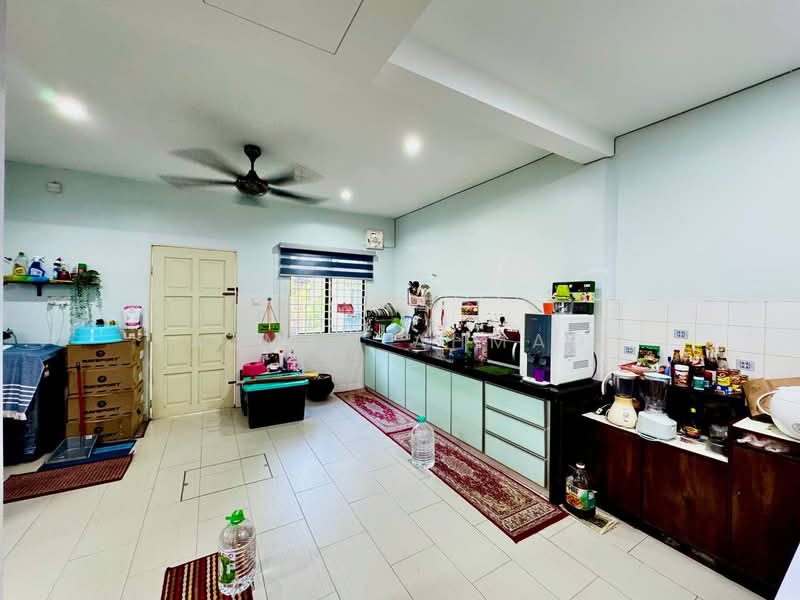 2-storey Terraced House for Sale in Subang Jaya (Selangor) - Azman Ahmad - PropertyGuru.com.my