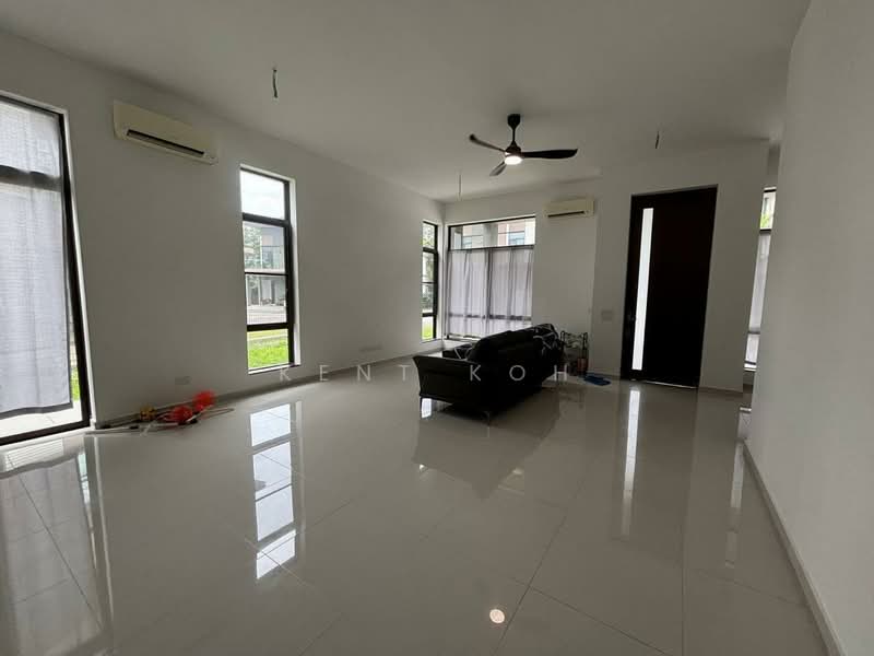 Rumah Berkembar untuk Disewa di Iskandar Puteri (Nusajaya) (Johor) - Kent Koh - Living Room - PropertyGuru.com.my