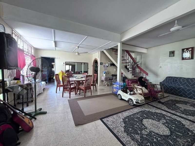 Semi-Detached House for Sale in Kubang Buaya (Kuantan) - Mohammad Azizi - PropertyGuru.com.my