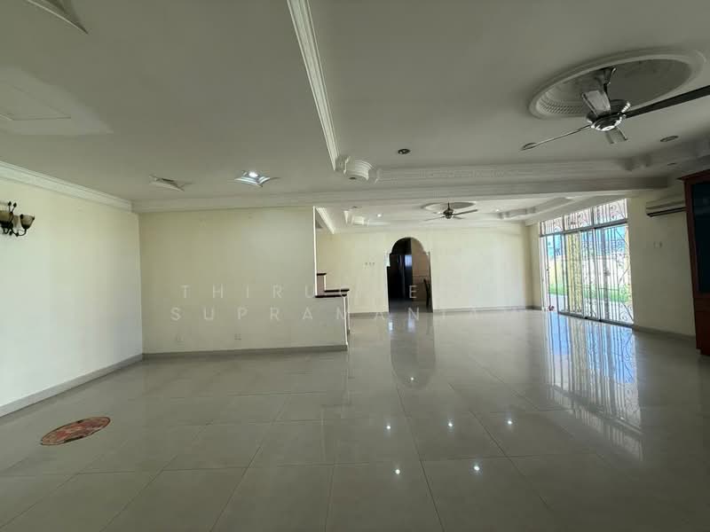 Rumah Berkembar untuk Dijual di Bandar Bukit Tinggi 2 (Klang) - Thiruchelvi Supramaniam - Living Room - PropertyGuru.com.my