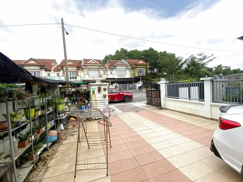 Rumah Teres 2 Tingkat untuk Dijual di Taman Mutiara Indah (Puchong) - Muhammad Iqmal Rahiman - Exterior - PropertyGuru.com.my