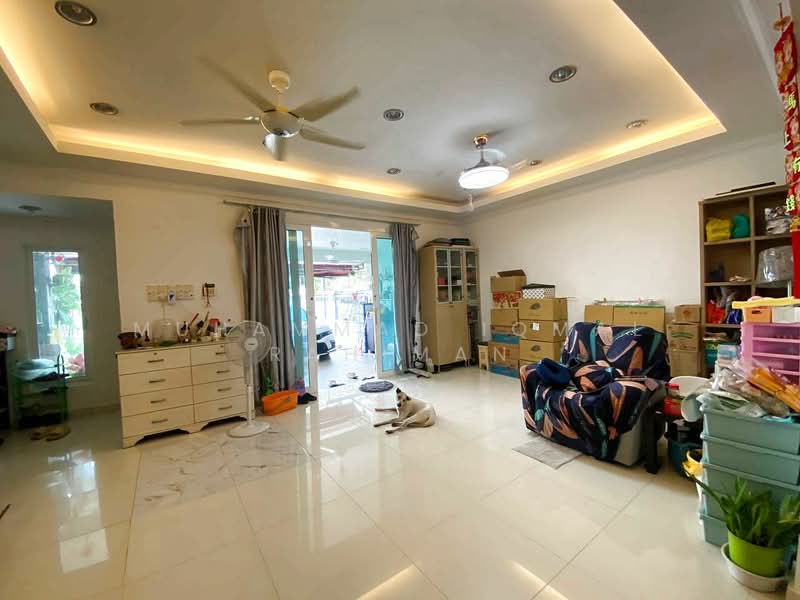 Rumah Teres 2 Tingkat untuk Dijual di Taman Mutiara Indah (Puchong) - Muhammad Iqmal Rahiman - Living Room - PropertyGuru.com.my