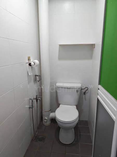 Pangsapuri untuk Disewa di Taman Pelangi Indah - Kelvin Seow - Bathroom - PropertyGuru.com.my