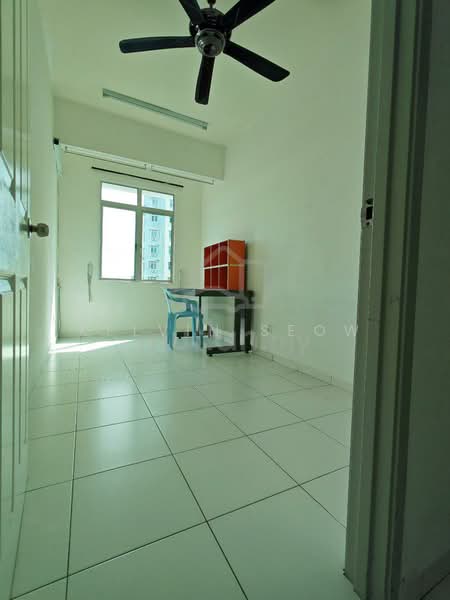 Pangsapuri untuk Disewa di Taman Pelangi Indah - Kelvin Seow - Study - PropertyGuru.com.my