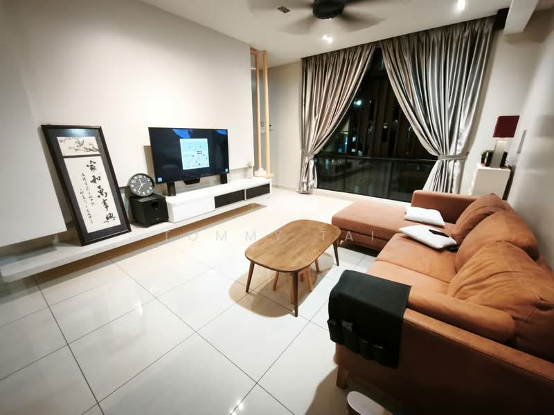 2-storey Terraced House for Sale in Taman Seri Austin (Tebrau) - Tommy Tai - Living Room - PropertyGuru.com.my