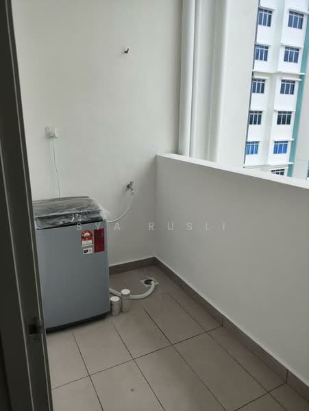Servis Apartment untuk Disewa di Nexus - Sya Rusli - Balcony - PropertyGuru.com.my