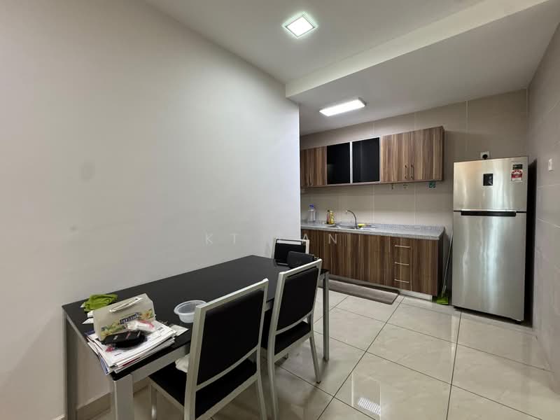Servis Apartment untuk Disewa di D'Secret Garden (Pangsapuri Kempas Indah) - KT Tan - Kitchen - PropertyGuru.com.my