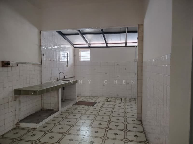 Rumah Teres 2 Tingkat untuk Dijual di Taman Overseas Union (Taman Oug) (Jalan Klang Lama (Old Klang Road)) - Kenny Chen - Kitchen - PropertyGuru.com.my