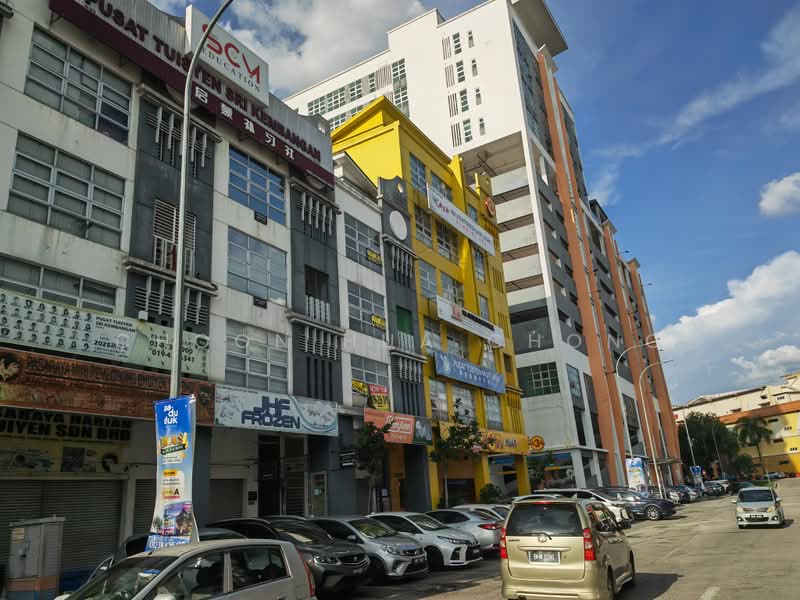 Kedai / Pejabat untuk Disewa di MKH Avenue (Kajang) - Choon Hua Chong - Exterior - PropertyGuru.com.my